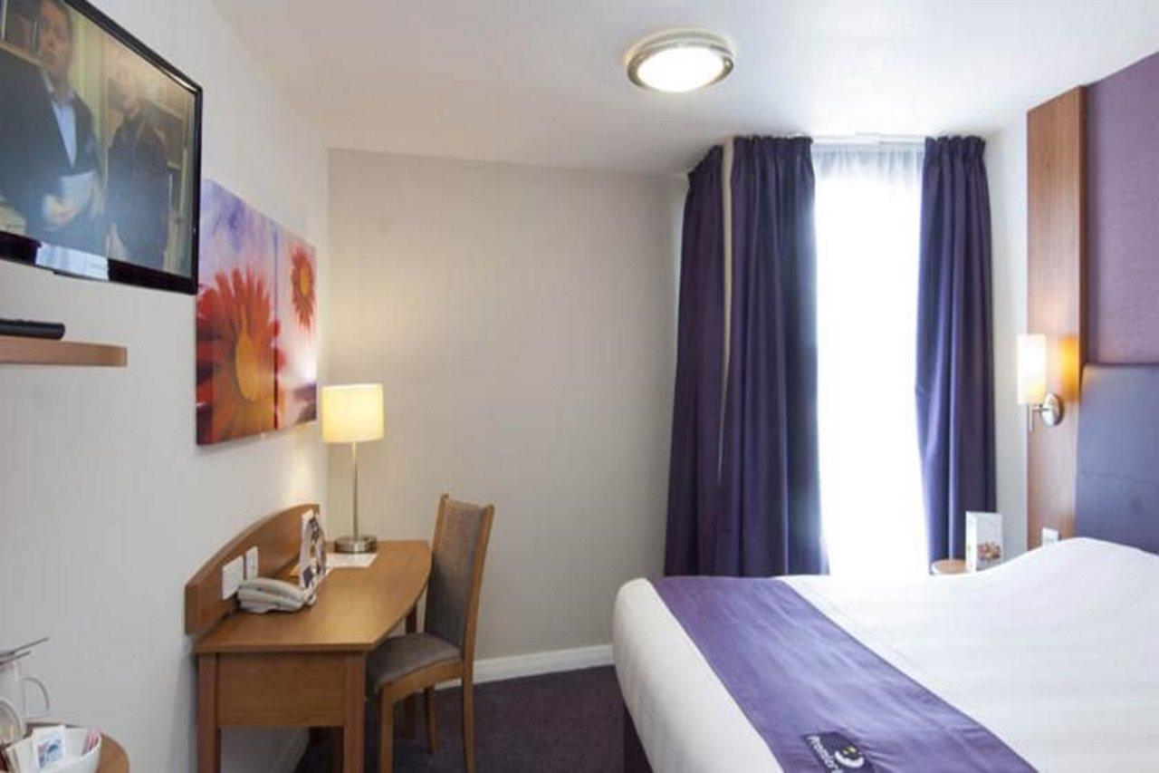 Premier Inn רוז'לי מראה חיצוני תמונה